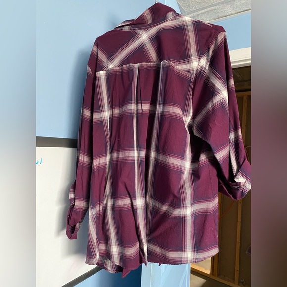 Reitmans plaid blouse - Picture 3 of 5